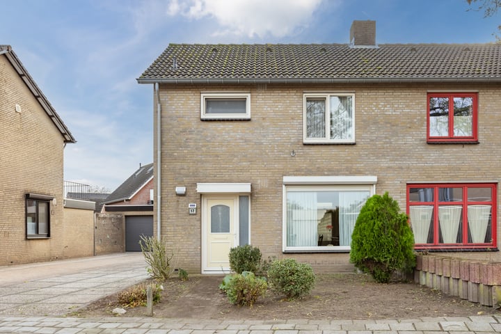Kanunnik Geurtsstraat 17
