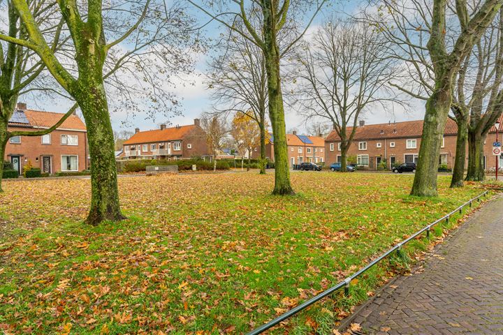 Bekijk foto 31 van Rijnenborghstraat 30