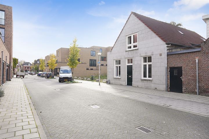 View photo 35 of Havenstraat 2