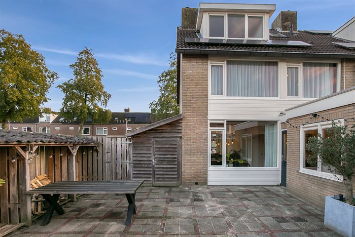 Bekijk foto 40 van Elzenlaan 22