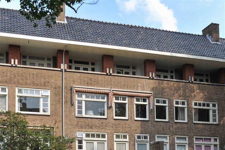 Bekijk foto 32 van Michelangelostraat 15-II