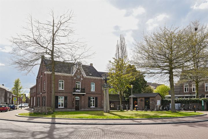 Bekijk foto 2 van Kerkstraat 4