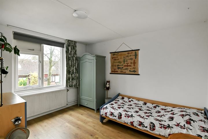 Bekijk foto 17 van Woudrichemstraat 33