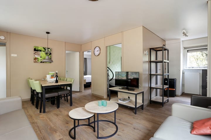 Photo 4 of Grevenhout 21-074