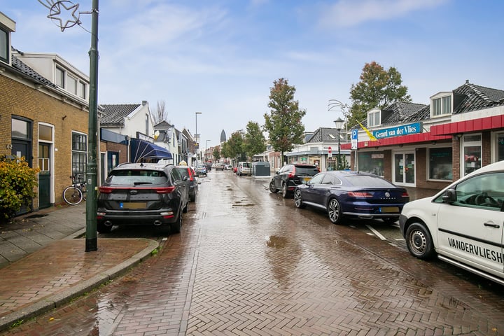 Bekijk foto 28 van Maasstraat 9