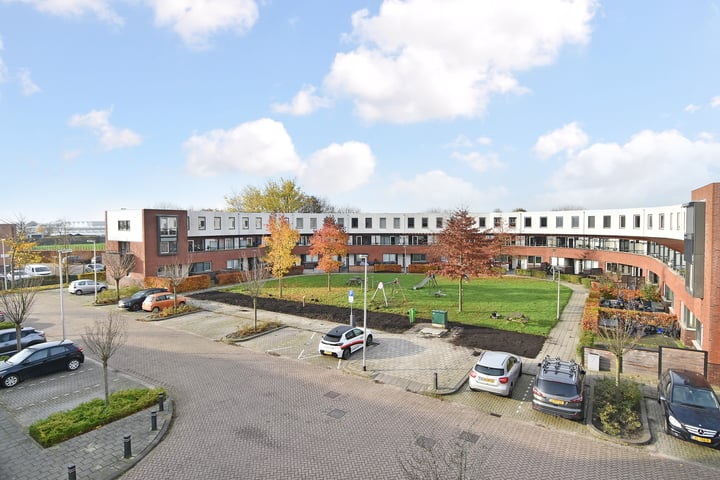 Bekijk foto 44 van Grijpestijnhof 11