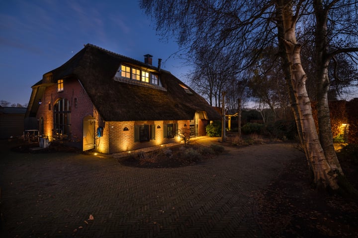 Maneschijnsweg 1