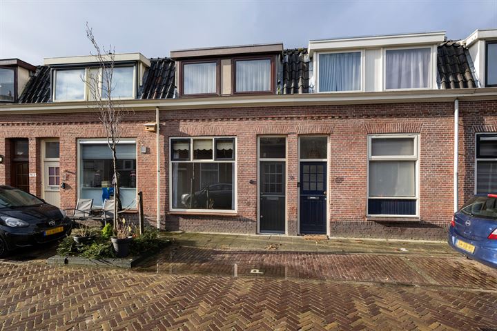 Bekijk foto 1 van Voorstraat 9