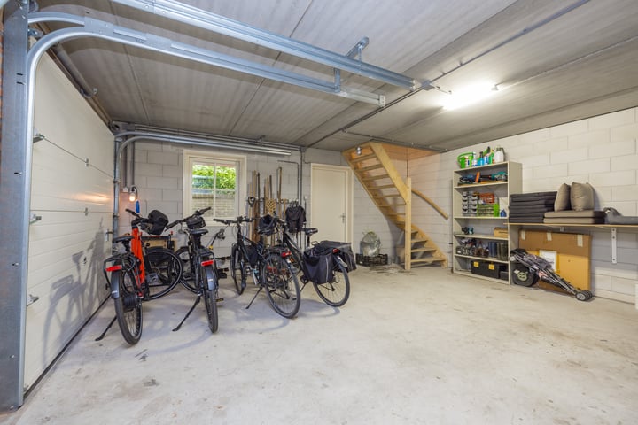 Bekijk foto 45 van Leidsestraat 116