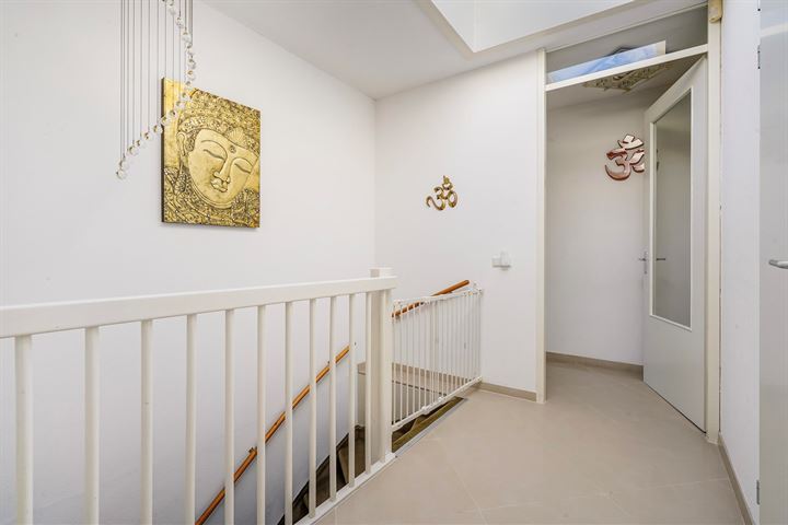 Bekijk foto 31 van Vosmaerstraat 42