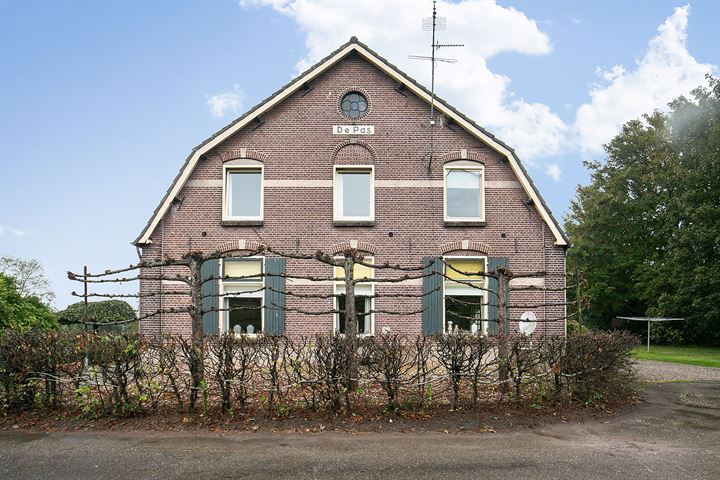 Bekijk foto 1 van Wolfhoeksestraat 19