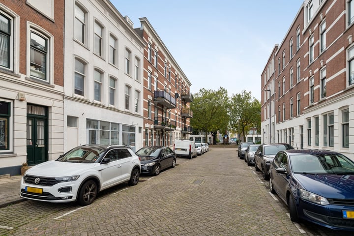 Bekijk foto 18 van Cornelis Trompstraat 6-B1