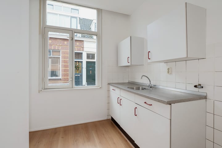 Bekijk foto 12 van Eliza Dorusstraat 52