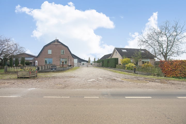 Bekijk foto 47 van Ommerenveldseweg 35