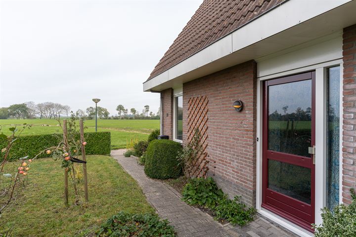 View photo 9 of Tsjerkepaad 10