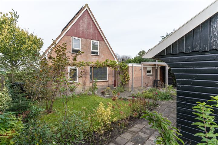 View photo 45 of Tsjerkepaad 10