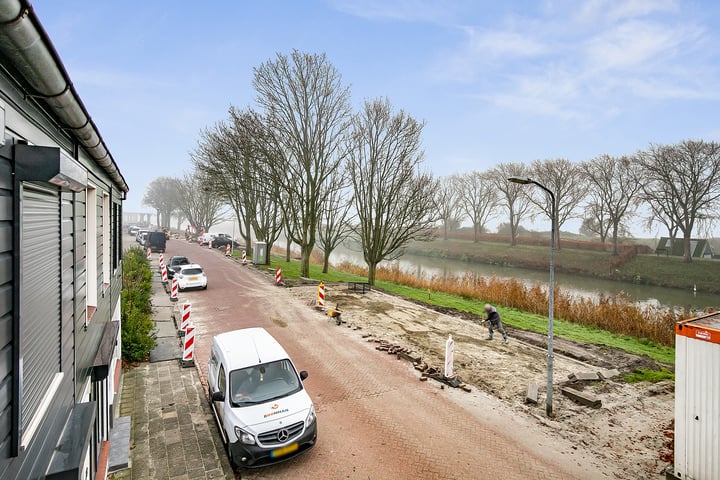 Bekijk foto 34 van Oostdijk 13