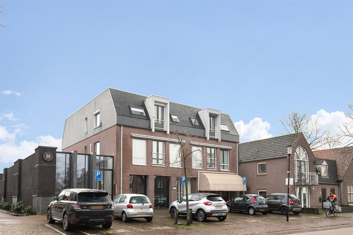 View photo 2 of Dorpstraat 65-B