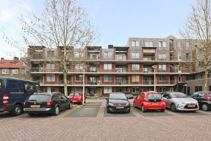 Bekijk foto 26 van Van Oldenbarneveldtstraat 15-21