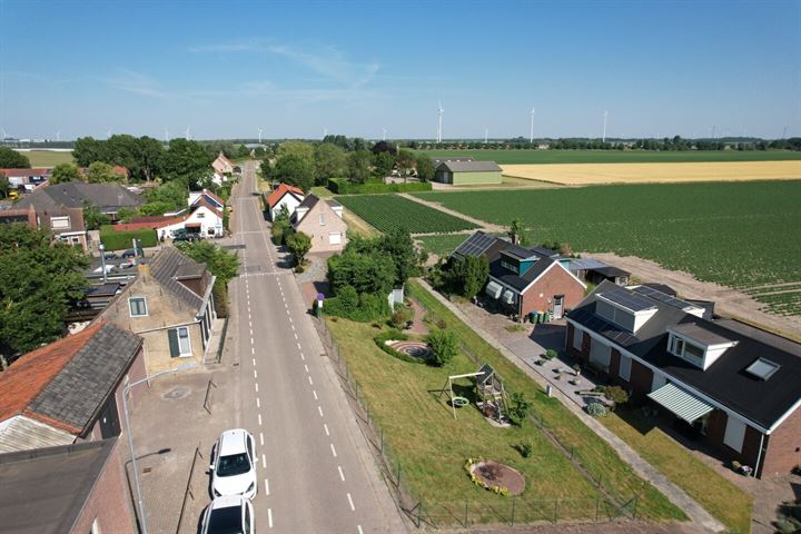 Bekijk foto 3 van Oude Heijningsedijk 46