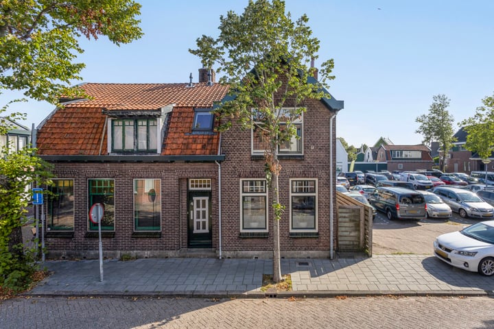 Bekijk foto 10 van Bredenhofstraat 4