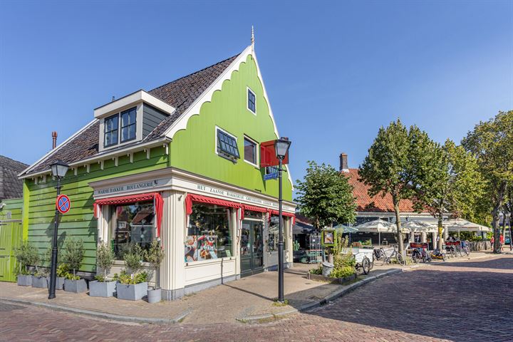 Bekijk foto 33 van Bredenhofstraat 4