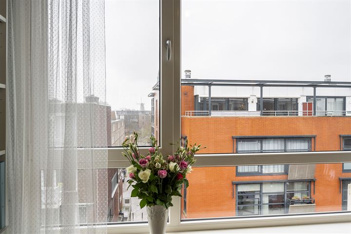 Bekijk foto 10 van Korte Hoogstraat 19-D