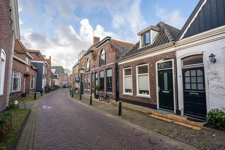 Bekijk foto 2 van Warmoesstraat 51