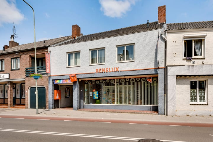 Foto 1 van Julianastraat 8-- 8A