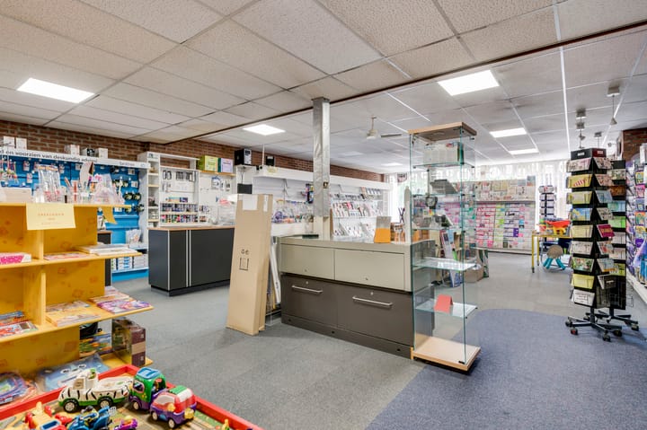 Foto 11 van Julianastraat 8-- 8A