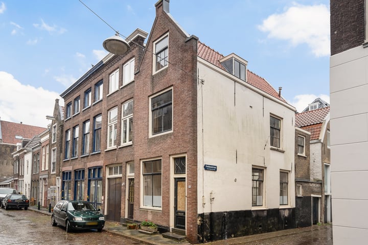 Bekijk foto 1 van Hoge Nieuwstraat 50