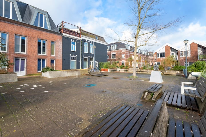 Bekijk foto 36 van Klaverstraat 21