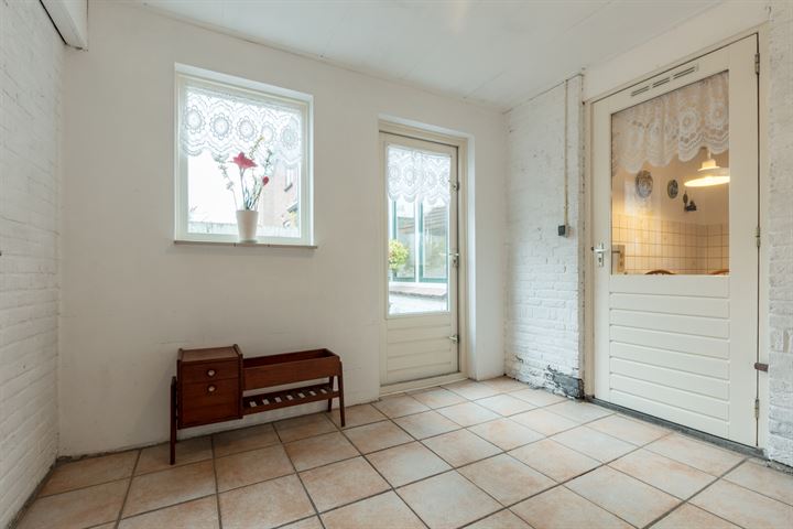 Bekijk foto 14 van Spoorstraat 31