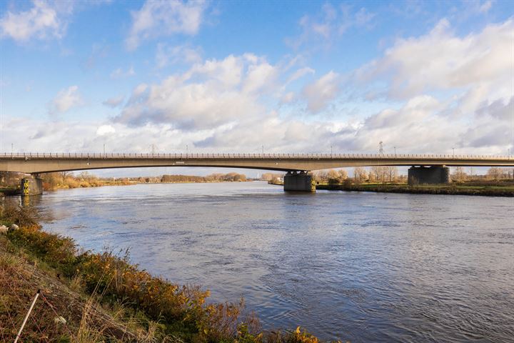 Bekijk foto 4 van Achter de Graef 19