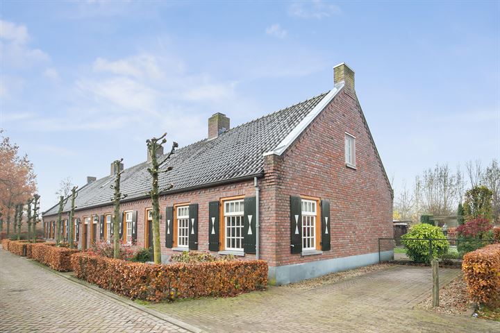 Bekijk foto 1 van Beverdijk 32