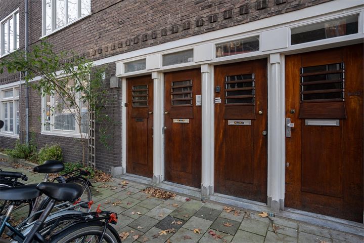 Bekijk foto 4 van IJselstraat 40-2