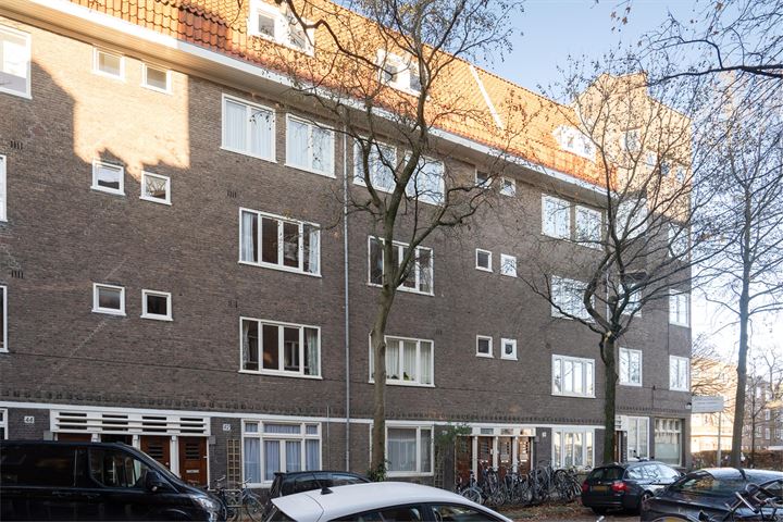 Bekijk foto 3 van IJselstraat 40-2