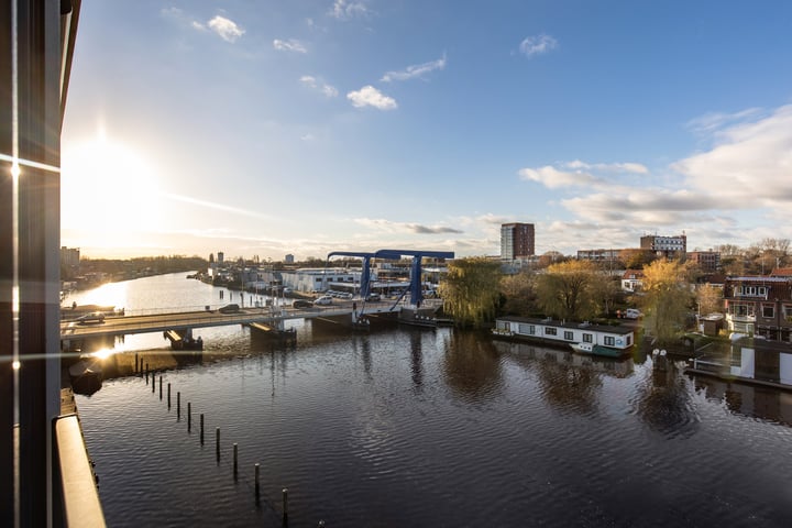 Bekijk foto 20 van Haagweg 123