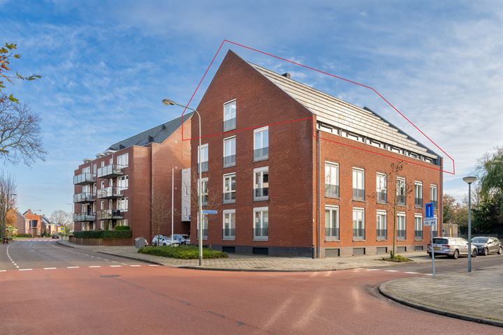 Bekijk foto 1 van Hoekstraat 34