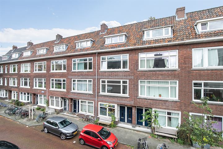 Bekijk foto 3 van Treubstraat 14-A