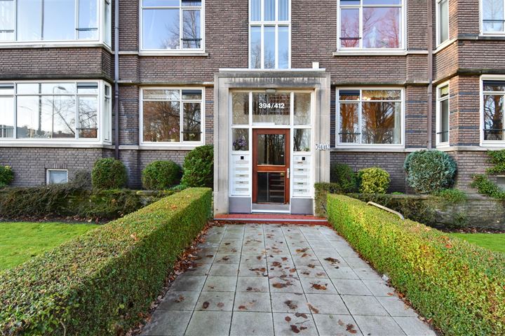 Bekijk foto 2 van Huis te Landelaan 394