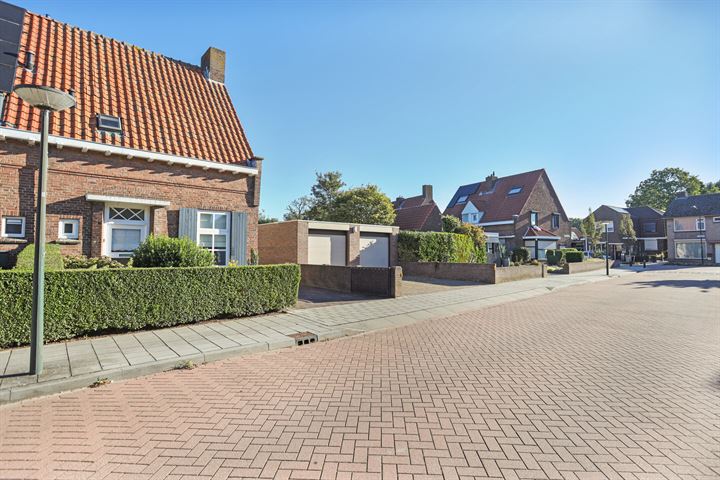 Bekijk foto 33 van Ophoviusstraat 11