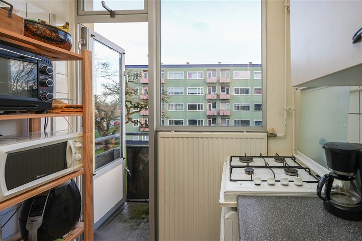 Bekijk foto 22 van Wijnbesstraat 89