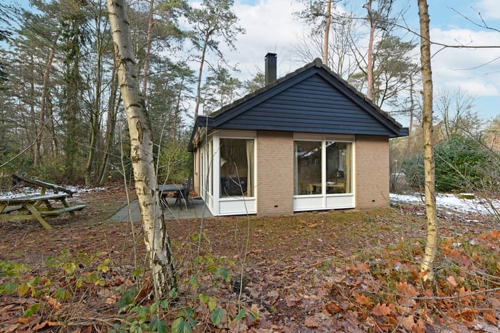 Photo 2 of Grevenhout 21-021