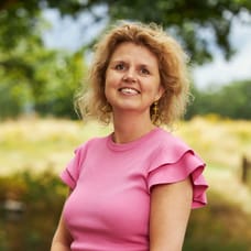 Anja Tienstra, A-RMT - Commercieel Medewerker