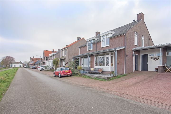 Bekijk foto 65 van Lithse Dijk 66