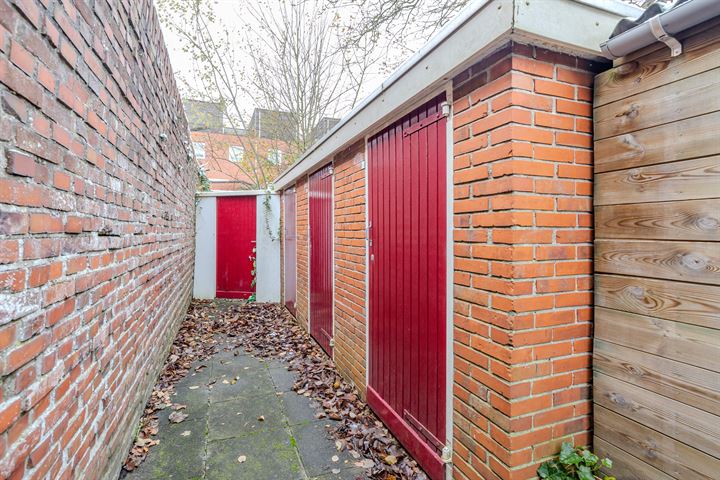 View photo 45 of Graaf Adolfstraat 84-A