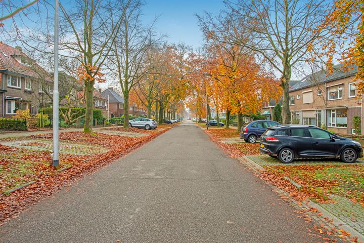 Bekijk foto 52 van Nieuwe Mollenhutseweg 17