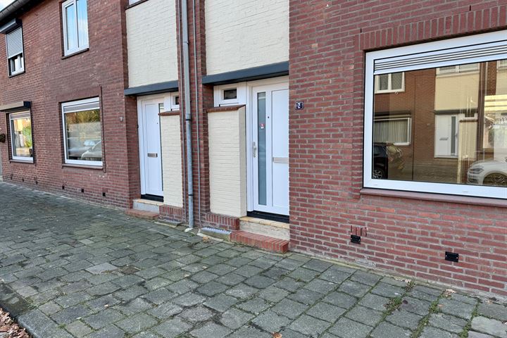 Bekijk foto 2 van Rubensstraat 2