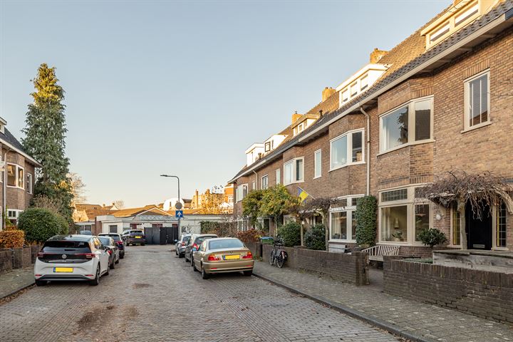 Bekijk foto 40 van Zonstraat 35